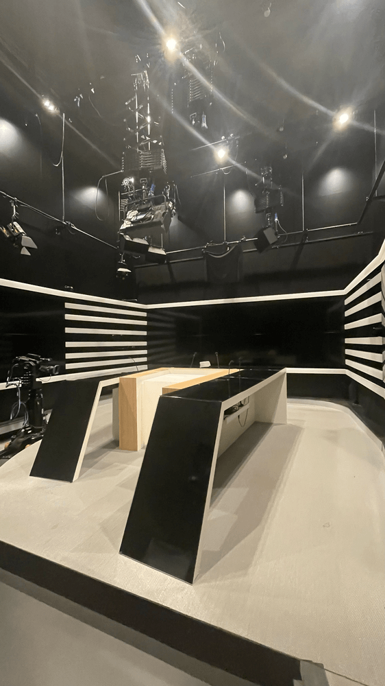 BX 1 plateau TV copie